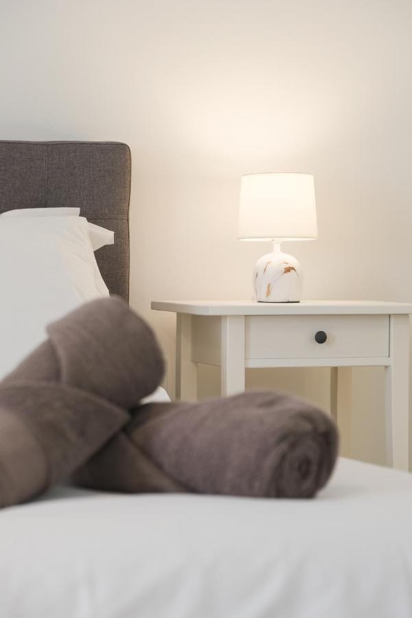 21 Townhouse In St Julians Apartment Saint Julian's Bagian luar foto