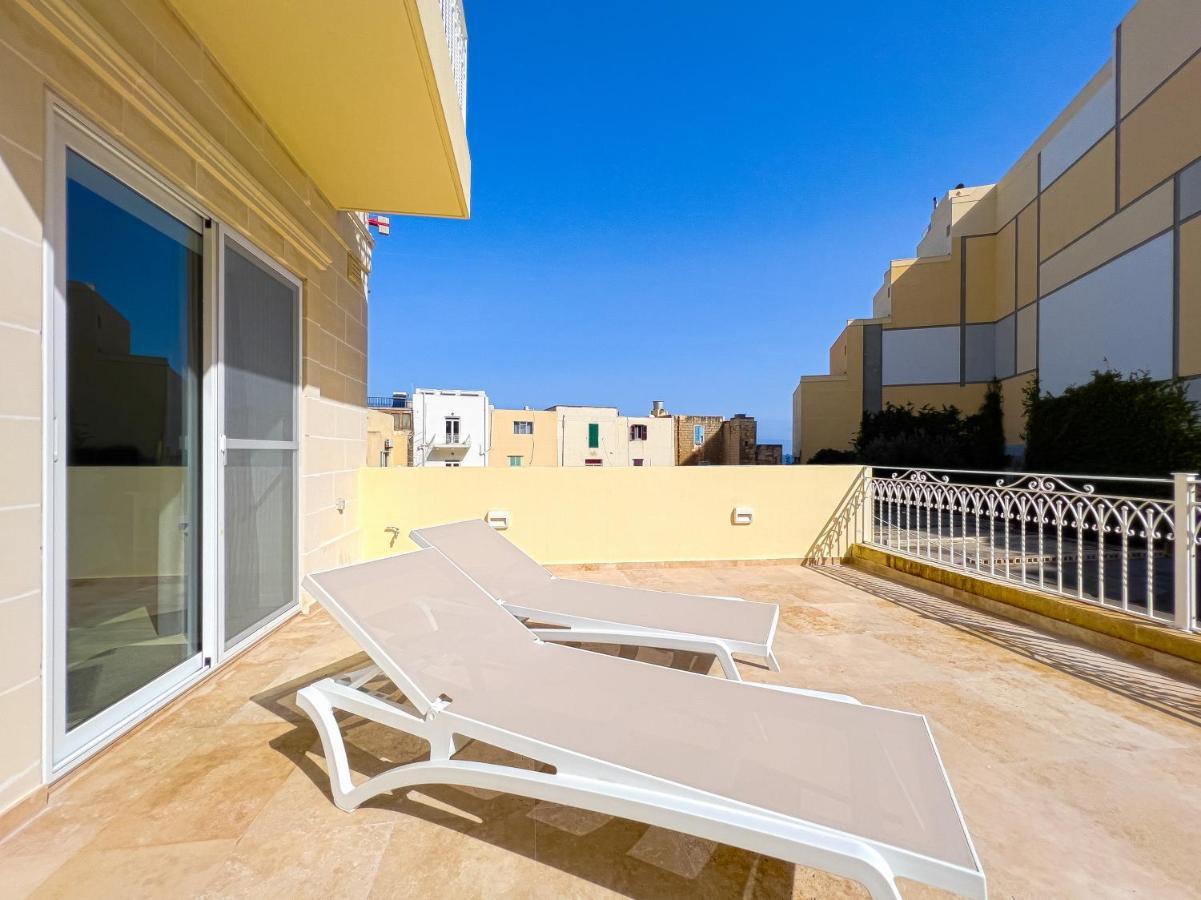 21 Townhouse In St Julians Apartment Saint Julian's Bagian luar foto