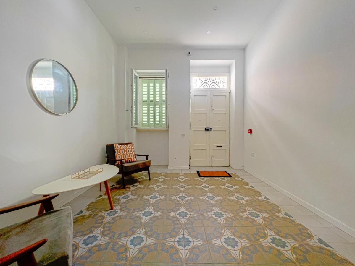 21 Townhouse In St Julians Apartment Saint Julian's Bagian luar foto