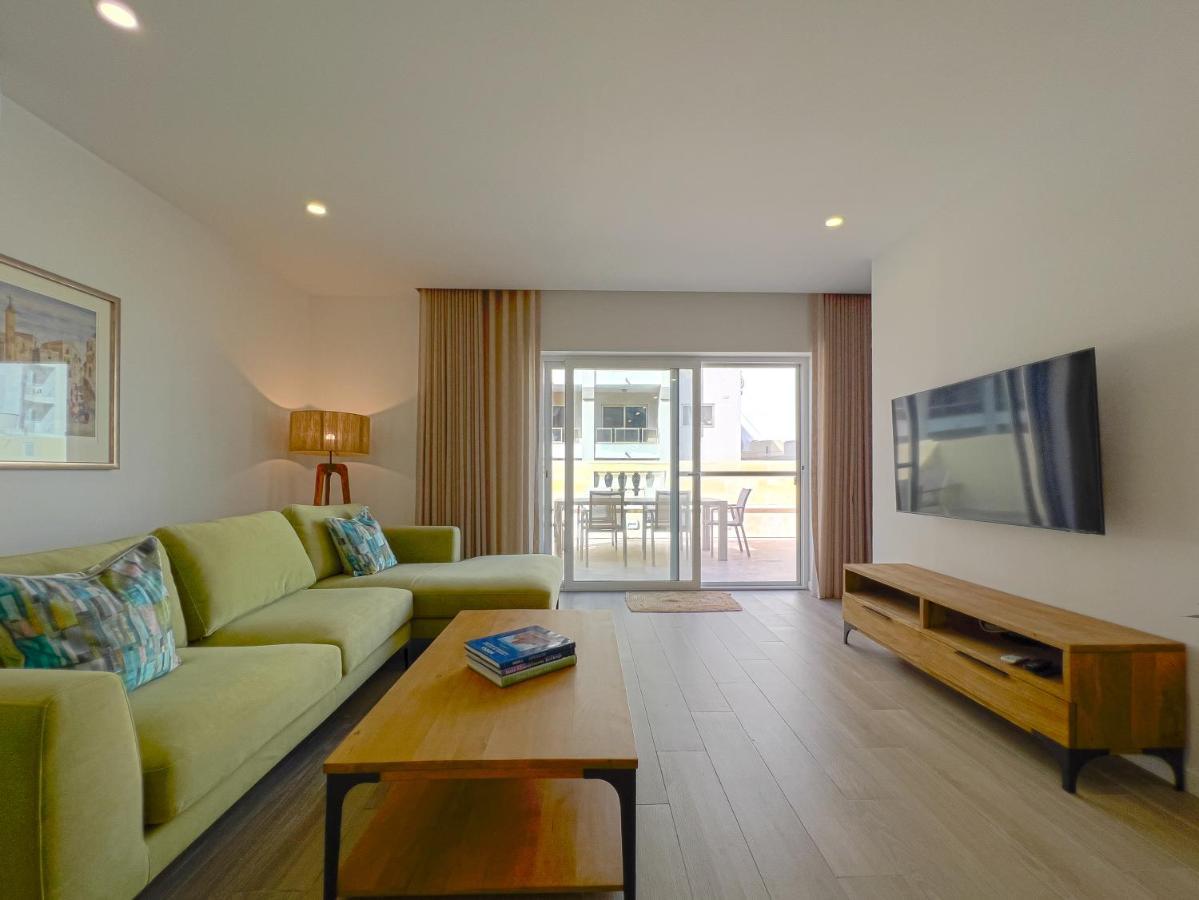 21 Townhouse In St Julians Apartment Saint Julian's Bagian luar foto